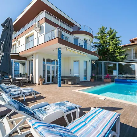 Kuni - Salty Pool & Panorama Balchik